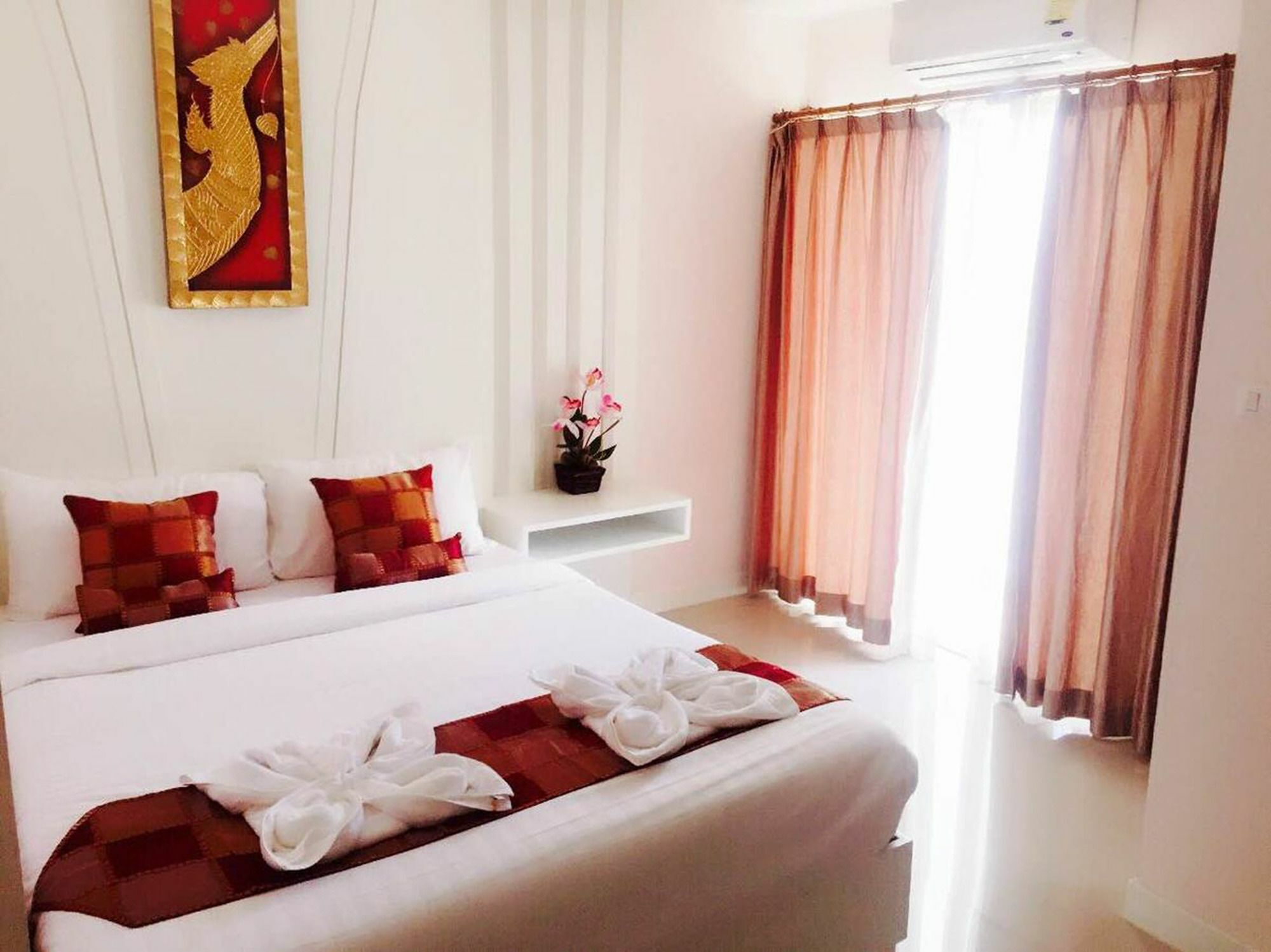 J Sweet Dream Boutique Hotel Phuket Patong Eksteriør billede