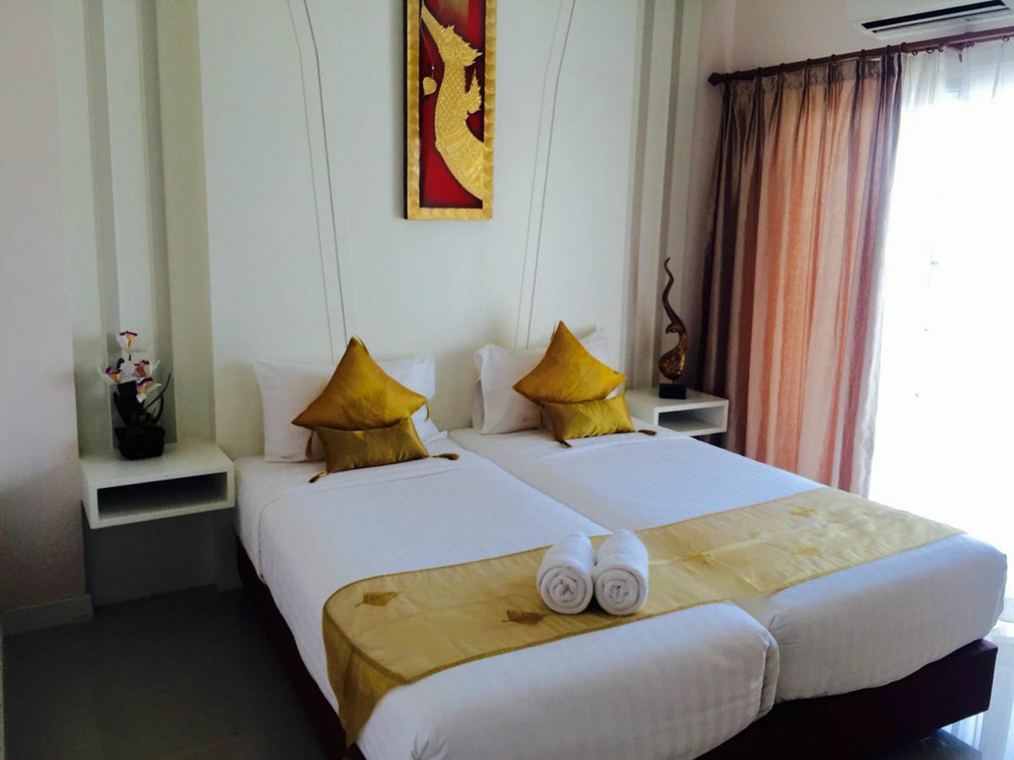 J Sweet Dream Boutique Hotel Phuket Patong Eksteriør billede